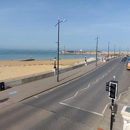 Inviting 1-Bed Apartment In Herne Bay Eksteriør bilde